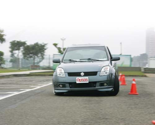 改裝1.5L小車之SUZUKI Swift 雙增壓