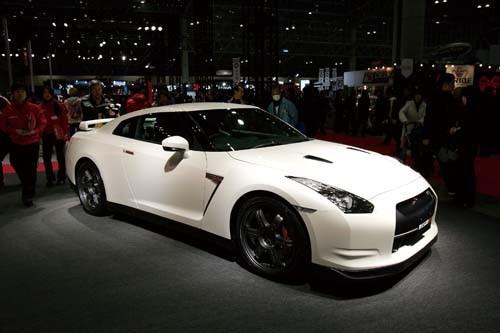 Nismo GT-R R35改裝套件 輕量化高性能的調(diào)校