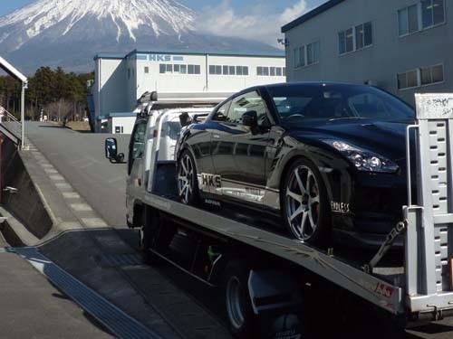 HKS團(tuán)隊(duì)研發(fā)VQ38DETT專用的800hp(588千瓦)套件