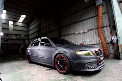 不輸RS擁有550hp（404千瓦）的A4 QTM
