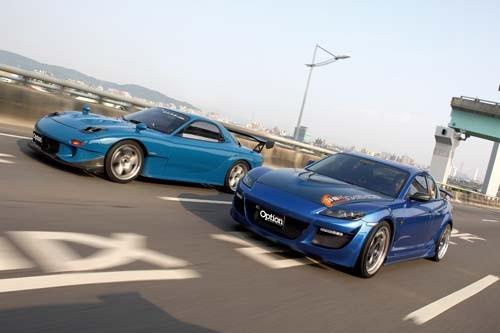 轉(zhuǎn)子發(fā)動(dòng)機(jī)中的經(jīng)典RX-7還是RX-8?(一)