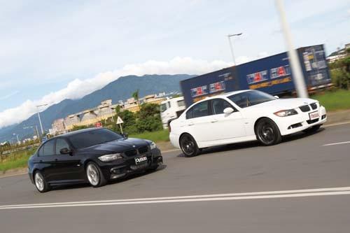 雙渦輪增壓的BMW 335 PK.機(jī)械增壓的BMW 330