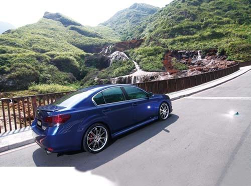 HKS Legacy Tuning Sports化增添個(gè)性風(fēng)，駕馭樂趣完整提供