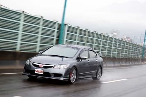 八代Civic完全移植FD2零件變身Type-R