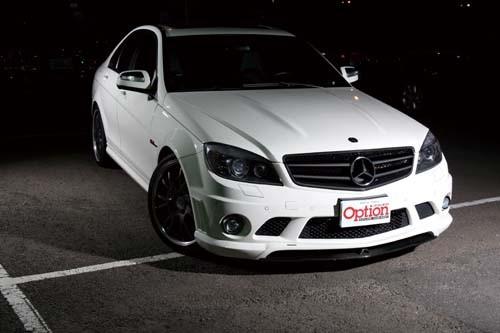 C-Class 63塞入AMG獨(dú)立開發(fā)6.2L V8本體