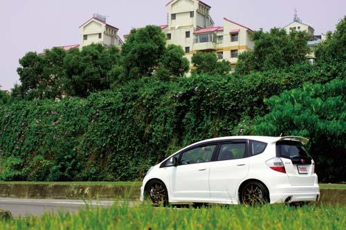 汽車改裝圖片