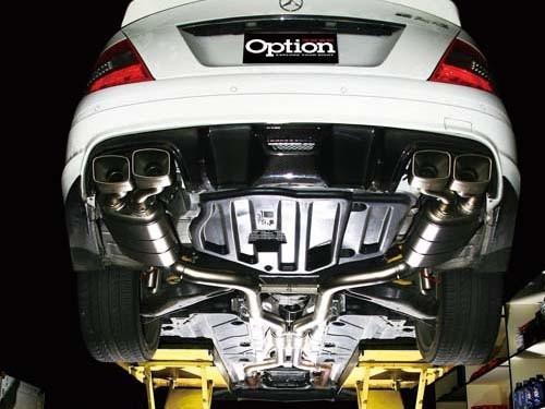 排氣管界中的「法拉利」Akrapovic－毒蝎排氣管