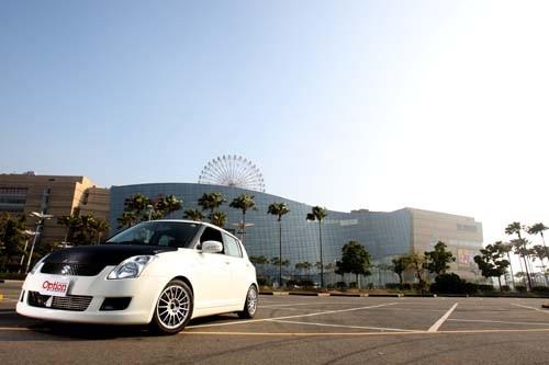 雷諾科雷傲DIY改裝行車記錄儀+倒車影像系統(tǒng)作業(yè)