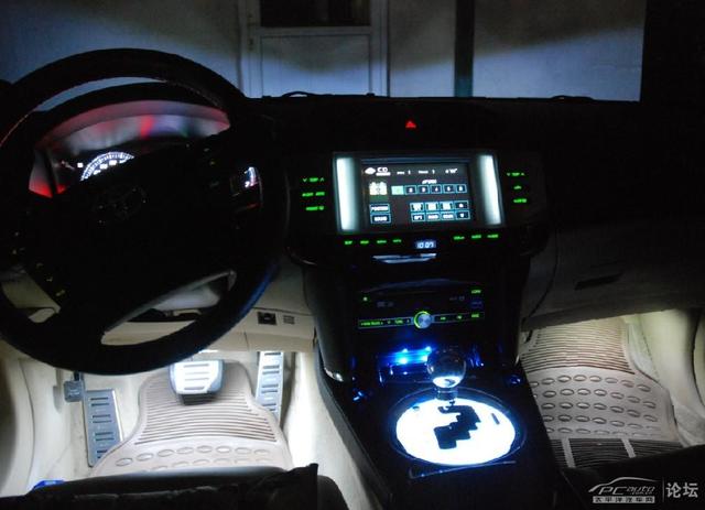 我把原車銳志整車的烏絲燈泡都改成LED了