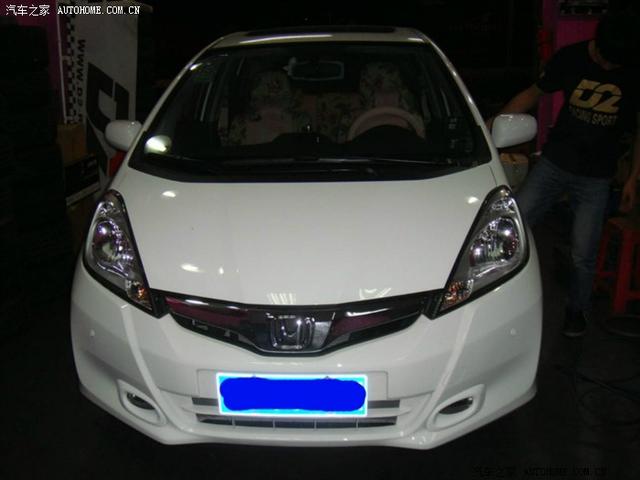 kitty的飛度3000公里小改(倒車?yán)走_ 避震 防傾桿 底吧 輪轂)
