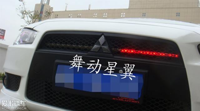 白翼神改裝外觀 大嘴車貼燈眉拉花 與眾不同啊~
