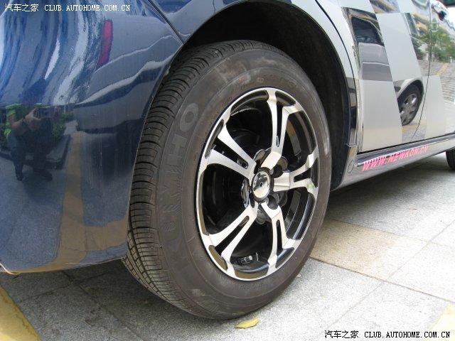 酷熊改裝圖片欣賞 (輪轂 燈光 拉花 車貼)