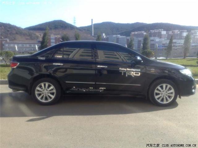 黑色卡羅拉高貴與野性的結(jié)合 車身拉花裝飾 +車內(nèi)卡仕達(dá)DVD