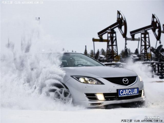 車(chē)也有異域風(fēng)情! 俄羅斯精美睿翼壁紙欣賞!