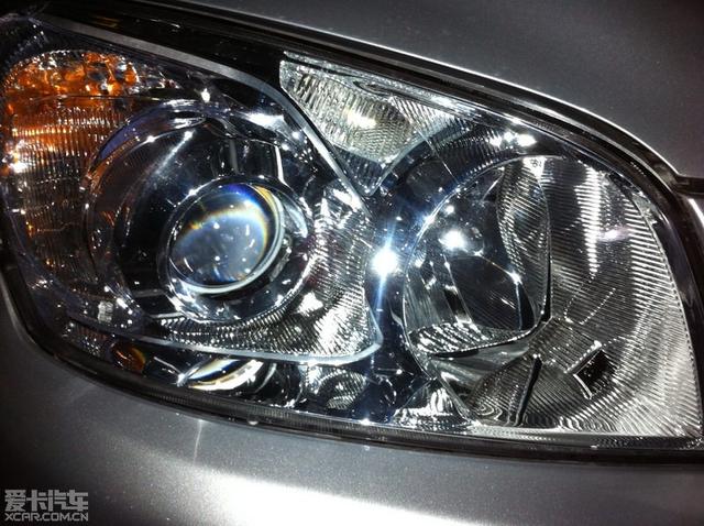 RAV4升級氙氣大燈作業(yè)+改裝緣由