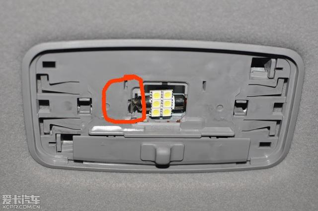 RAV4更换车内LED灯手把手教程及体会+车标张贴