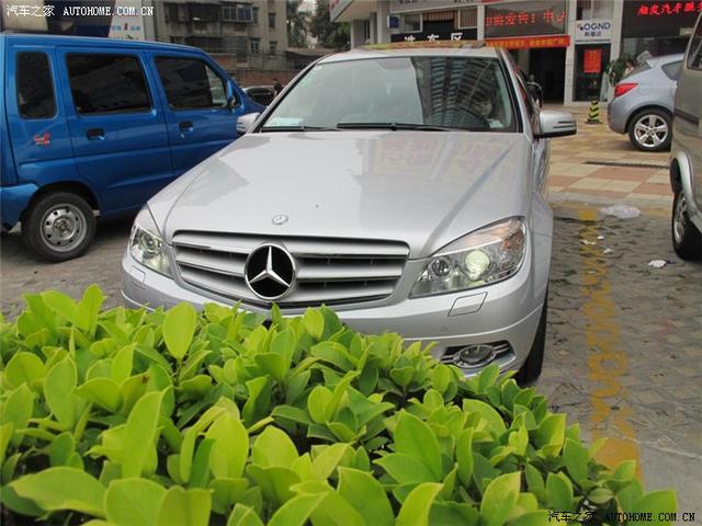 奔馳C180原車導(dǎo)航+觸摸導(dǎo)航+數(shù)字電視+軌跡+頭枕+夜視改裝