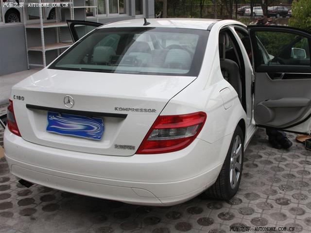 水晶藍奔馳C系加裝LED行車燈+LED尾燈+C63方向盤