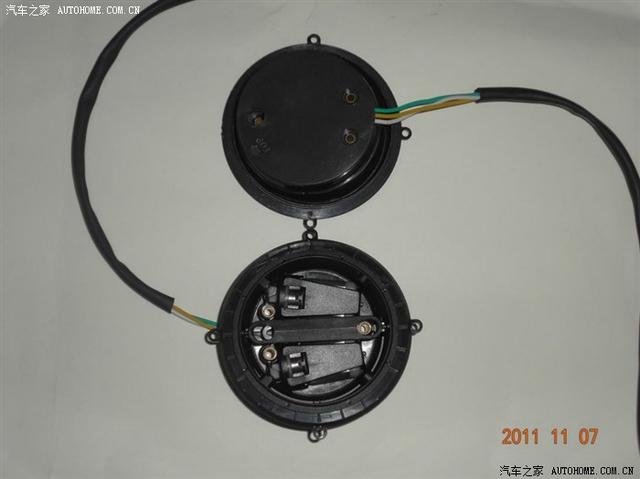 路寶改裝前減震+LED燈+數(shù)字電壓表+倒車膜