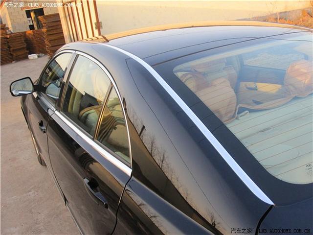 圣達菲改裝倒車影視+車標(biāo)內(nèi)飾等