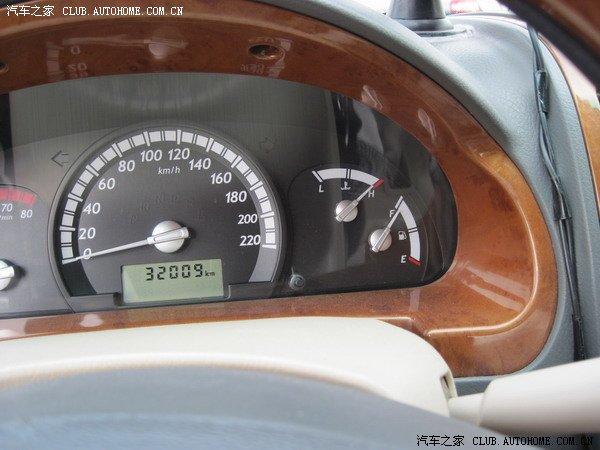 華普海鋒改裝DVD+音響頻譜儀精彩作業(yè) 華普海鋒改裝DVD+音響頻譜儀精彩作業(yè)