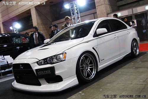 雷諾科雷傲改裝2012款儀表臺銀邊作業(yè)