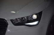 奥迪A1车灯改装双光透镜氙气灯  专业改灯