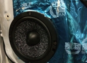 金華義烏【東陽(yáng)非常城市汽車音響】科魯茲音響改裝，隔音