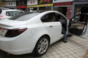 君威保留原車主機(jī)改面板分離加裝建伍CD機(jī)