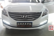 【石家莊永誠(chéng)改燈】現(xiàn)代名圖改車(chē)燈，氙氣燈紅色惡魔眼