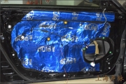 上海汽車豐田凱美瑞隔音全車溫莎隔音隔熱降噪施工