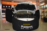昆明發(fā)燒友 超享受——標(biāo)致308汽車音響改裝，駕駛室內(nèi)的...