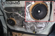 動(dòng)感低音，新疆彩聲豐田RAV4汽車(chē)改裝全套美國(guó)DB音響