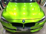 寶馬3系汽車改色效果之青檸黃車身貼膜