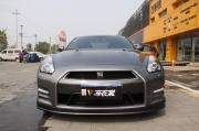 日產(chǎn)GTR全車巨亮U+透明膜車身貼膜實車效果