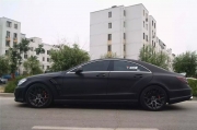 長(zhǎng)沙奔馳CLS拉絲系列汽車(chē)改色拉絲黑車(chē)身貼膜價(jià)格是多少...