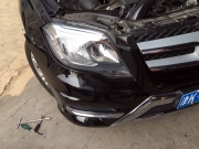 雙光透鏡疝氣燈天津奔馳GLK260改裝大燈作業(yè)分享