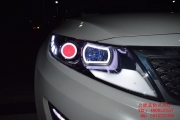 <合肥改燈>起亞K5合肥車燈改裝海拉5歐司朗5000KCBI紅色惡魔眼
