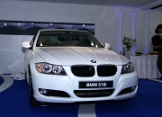 寶馬318全車隔音止震帶來(lái)靜謐享受-武漢音樂(lè)之聲汽車影音