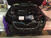 上海15款新明銳車燈升級(jí)亮度 改小糸Q5透鏡 巖崎氙氣燈