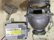 老款別克凱越車燈升級原裝進口寶馬款的海拉3透鏡替換掉...