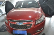 昆明鼎馭汽車音響改裝,雪佛蘭科魯茲改裝魔立方汽車音響！