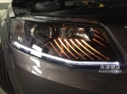 天津新明銳改裝氙氣大燈總成LED光導日間行車燈改裝