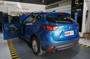 重慶專業(yè)音響改裝，馬自達(dá)XC-5改裝汽車音響及全車隔音TEAC