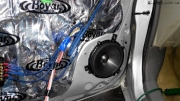 天津汽車音響改裝威馳改裝JBL汽車音響