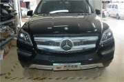 長(zhǎng)沙奔馳GL350改裝車(chē)燈德國(guó)海拉5雙光透鏡歐司朗CBI5500K氙氣燈