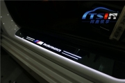 寶馬X5改裝LED流光踏板燈