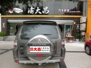重慶渝大昌改裝三菱帕杰羅零點(diǎn)汽車音響+全車安博士隔音改