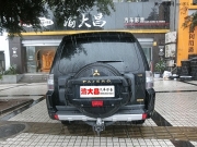 重慶渝大昌改裝三菱帕杰羅零點(diǎn)汽車音響+全車安博士隔音改