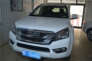 哈爾濱靚車會館改車燈 五十鈴大燈不亮改氙氣燈